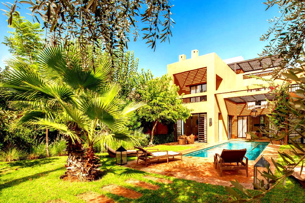 location-villa-de-luxe-a-marrakech-avec-piscine