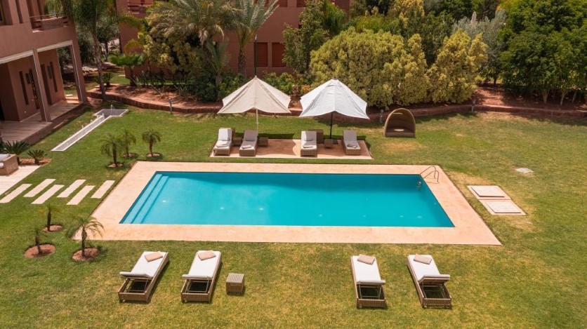 louer-villas-piscine-la-palmeraie-marrakech-luxury-ease-concierge